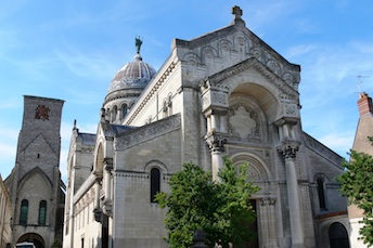 La basilique Saint-Martin